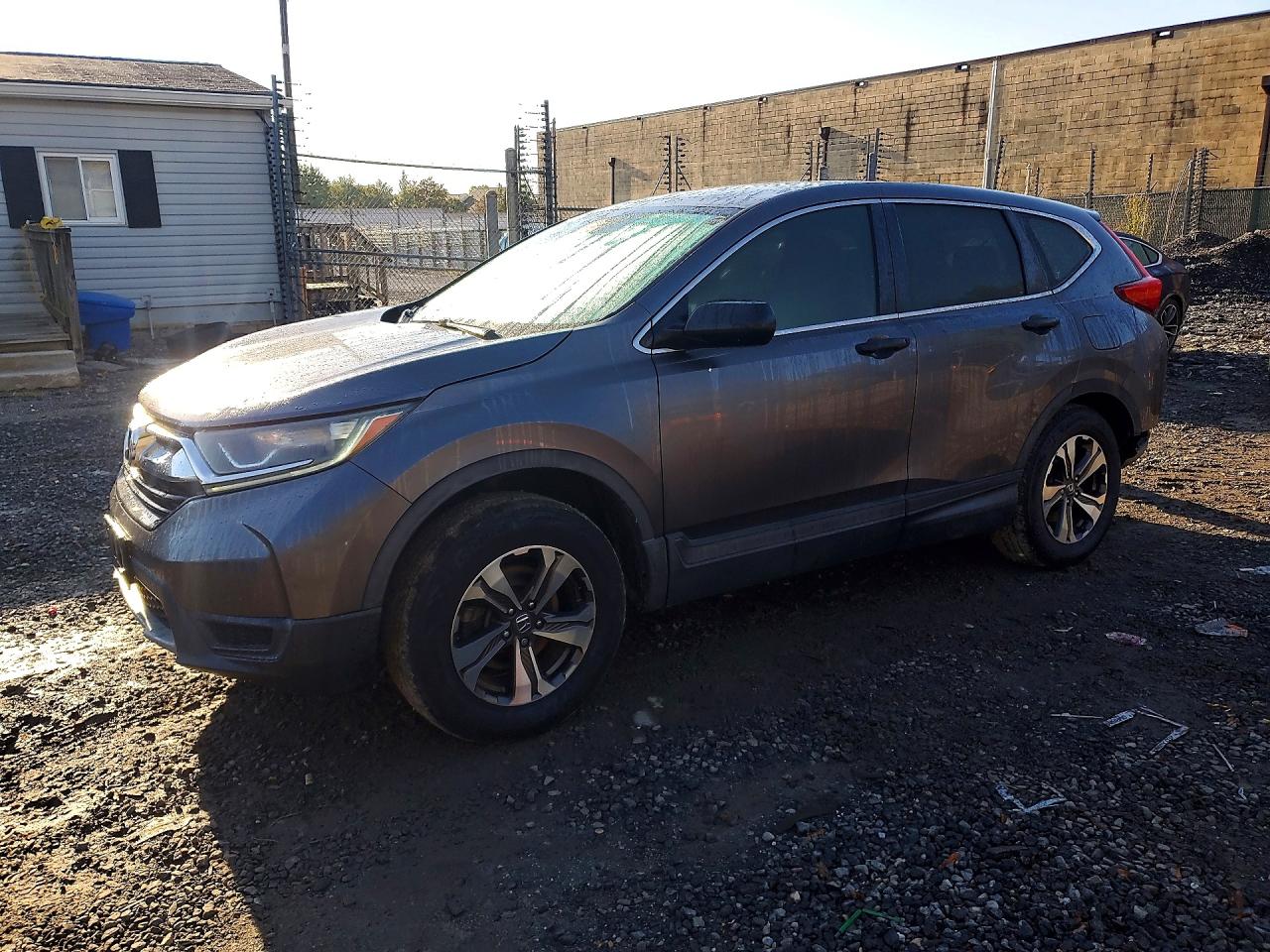2017 HONDA CRV LX — Front 3/4
