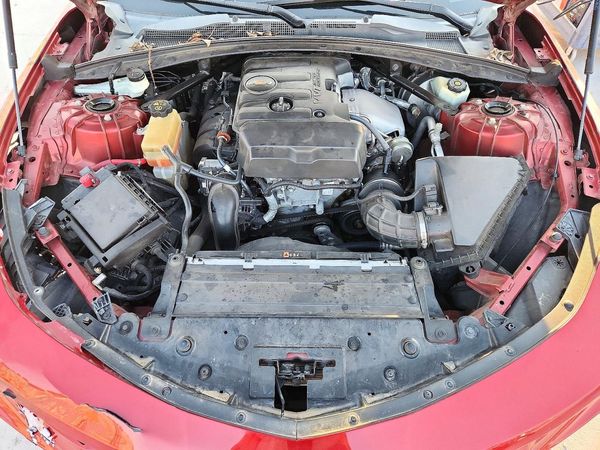 2017 CHEVROLET CAMARO 1LT — Engine bay