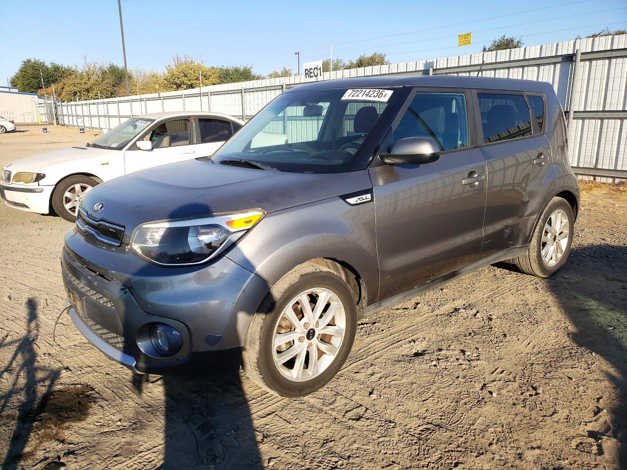 2018 KIA SOUL Plus — Front 3/4