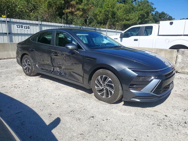 2026 HYUNDAI SONATA Blue — Passenger 3/4