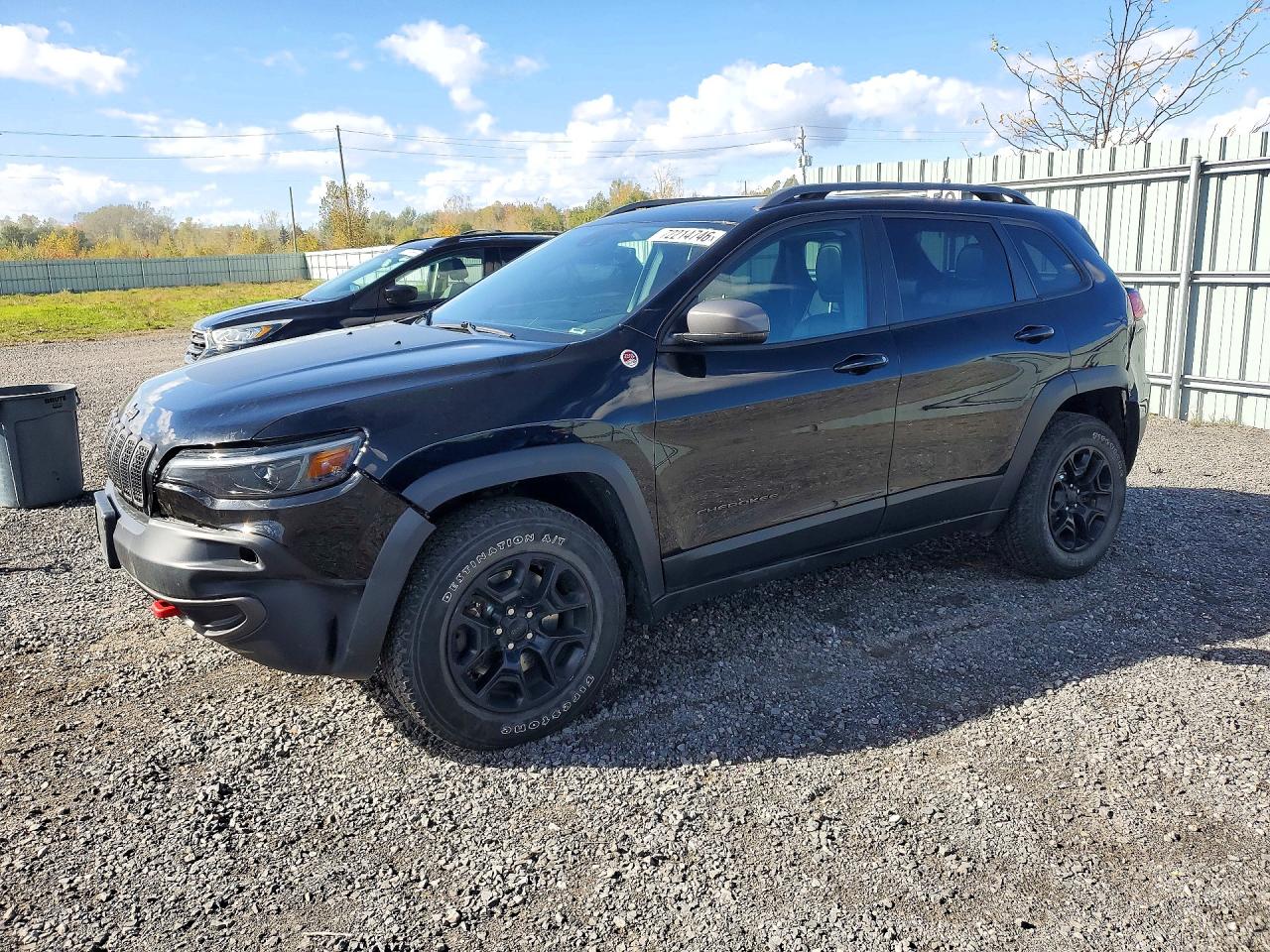 2020 JEEP CHEROKEE Trailhawk — Front 3/4
