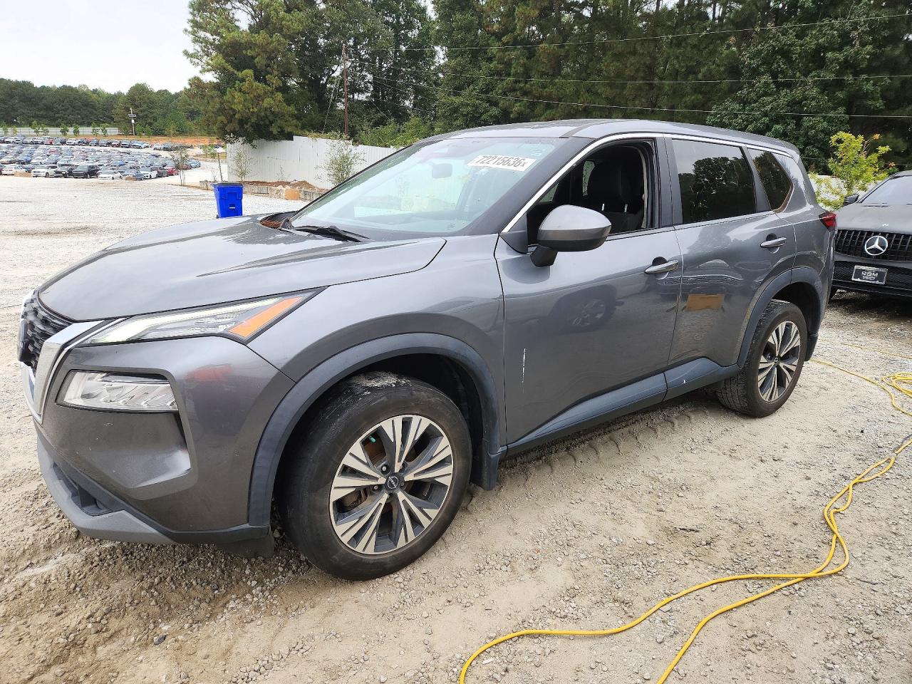 2023 NISSAN ROGUE SV — Front 3/4