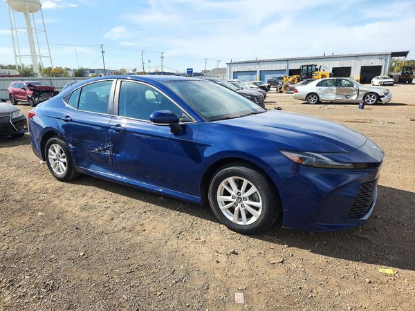 2025 TOYOTA CAMRY — Passenger 3/4