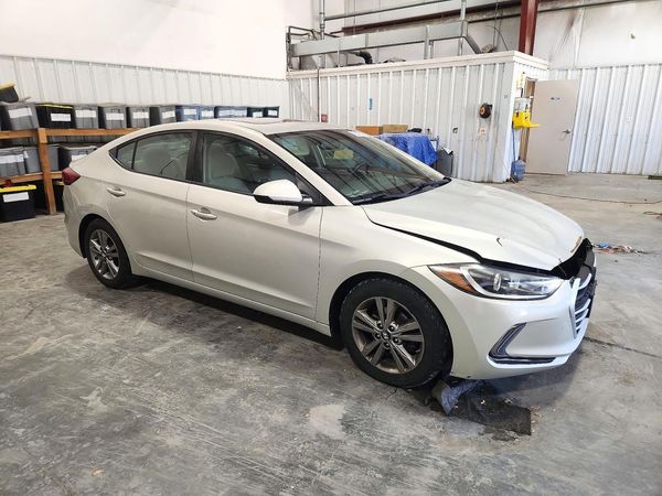 2017 HYUNDAI ELANTRA — Passenger 3/4