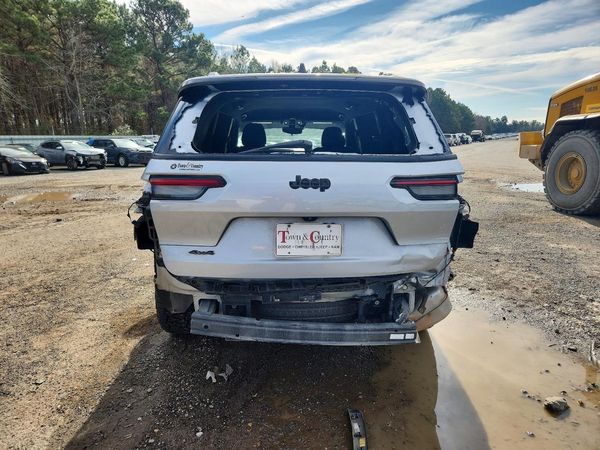 2023 JEEP GRAND CHEROKEE L LAREDO 4X4