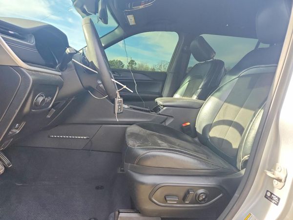 2023 JEEP GRAND CHEROKEE L LAREDO 4X4