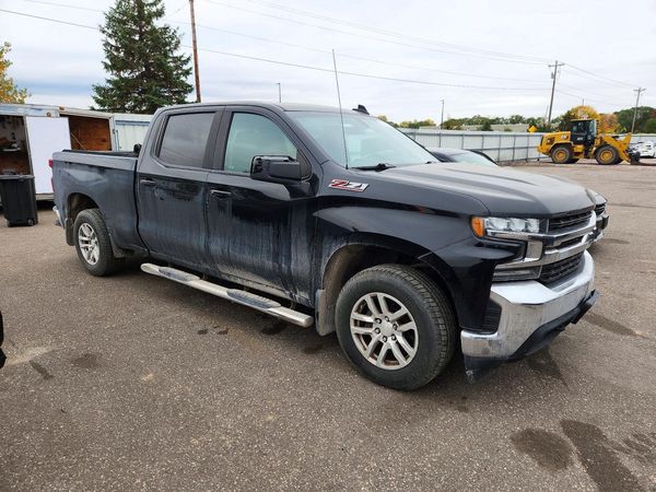 2019 CHEVROLET SILVERADO LT — Passenger 3/4