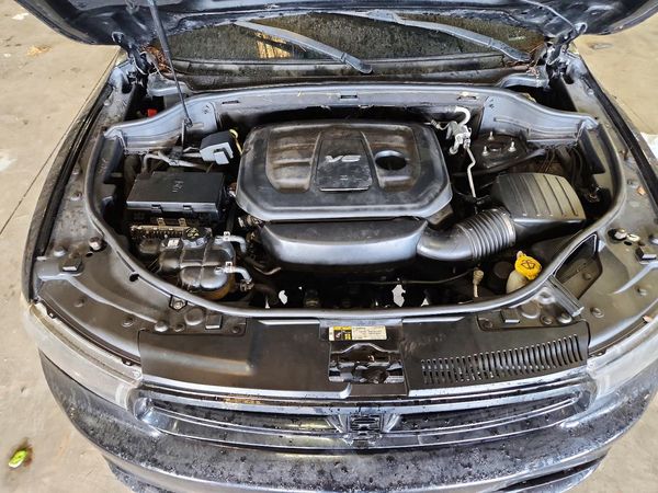 2018 DODGE DURANGO GT — Engine bay