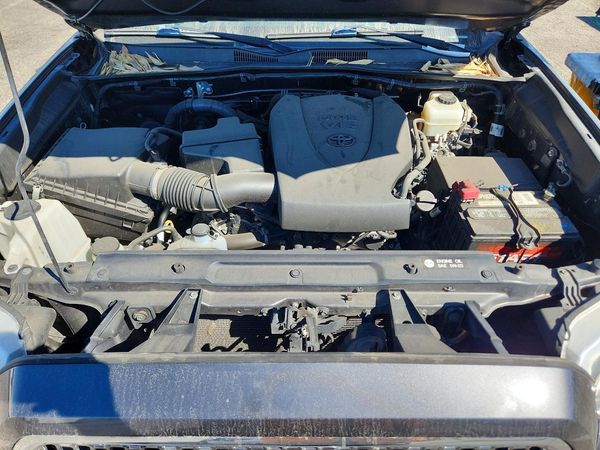 2016 TOYOTA TACOMA — Engine bay