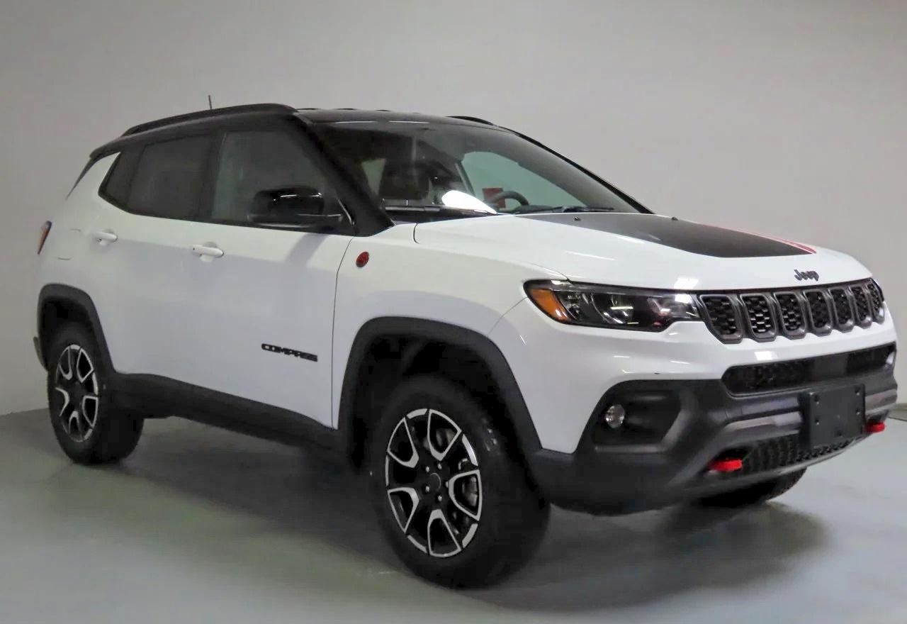 2026 JEEP COMPASS Trailhawk