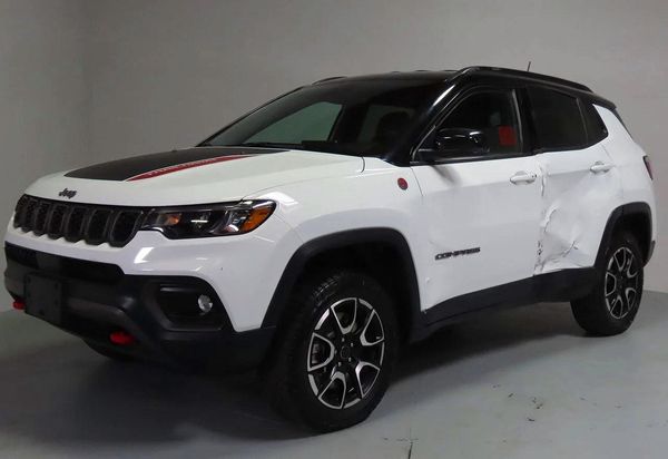 2026 JEEP COMPASS Trailhawk