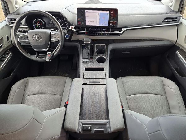 2021 TOYOTA SIENNA Limited — CKPT