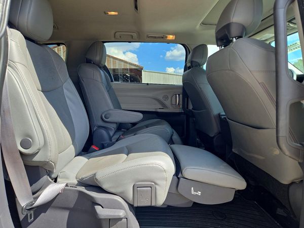 2021 TOYOTA SIENNA Limited — PSRS