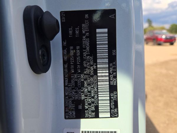 2021 TOYOTA SIENNA Limited — VINS