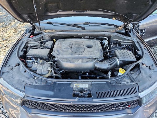 2019 DODGE DURANGO GT — Engine bay
