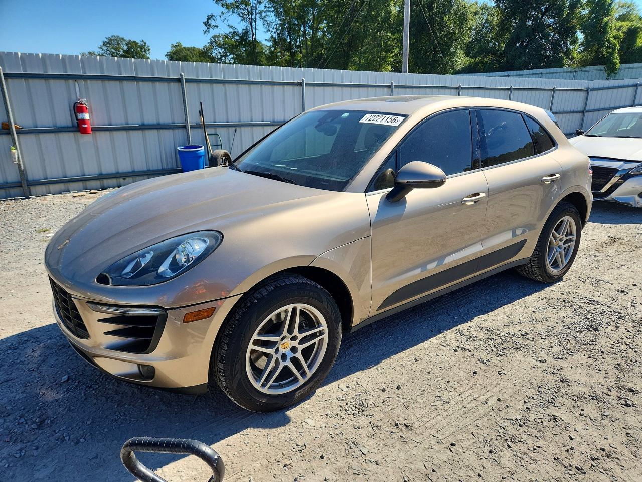 2017 PORSCHE MACAN — Front 3/4