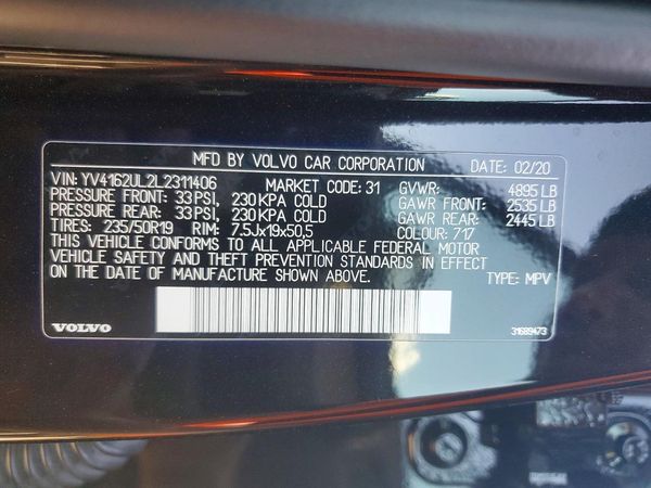 2020 VOLVO XC40 Inscription — VINS