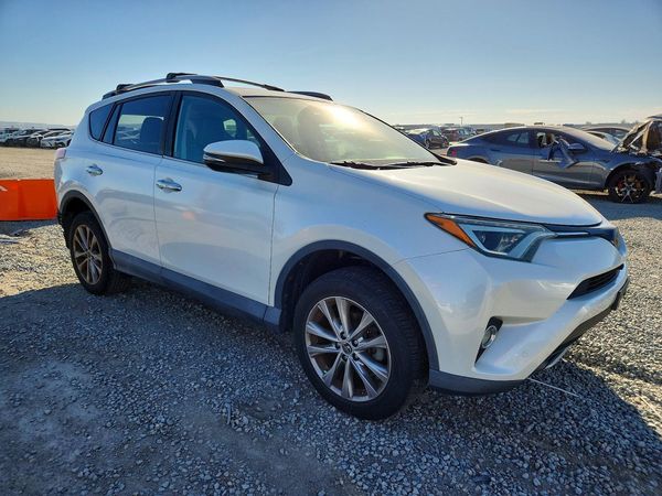 2017 TOYOTA RAV4 Ltd/Platinum — Passenger 3/4