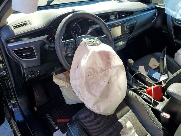 2016 TOYOTA COROLLA L/LE — CKPT