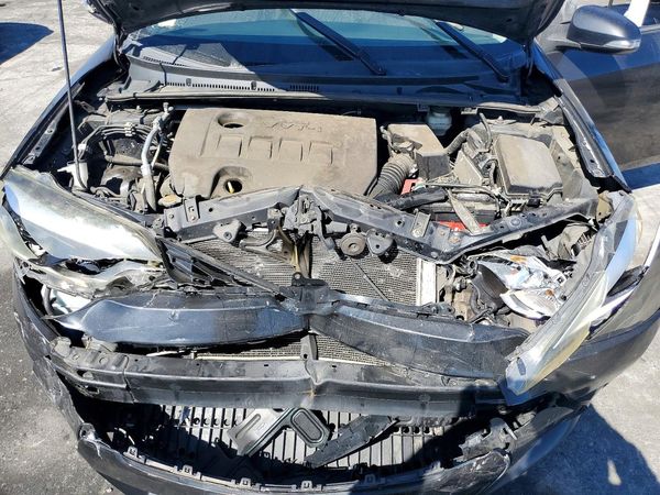 2016 TOYOTA COROLLA L/LE — Engine bay