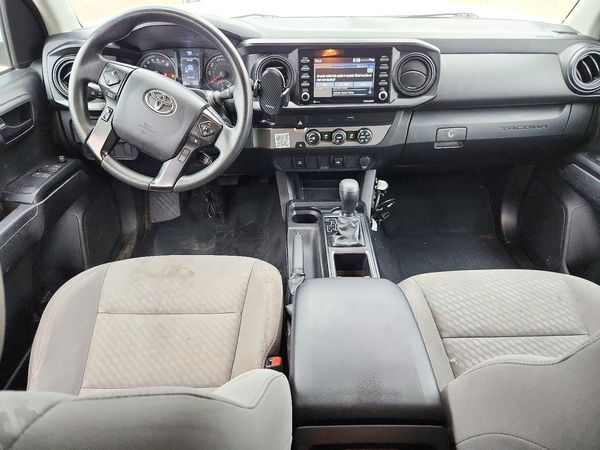 2023 TOYOTA TACOMA SR5 — CKPT