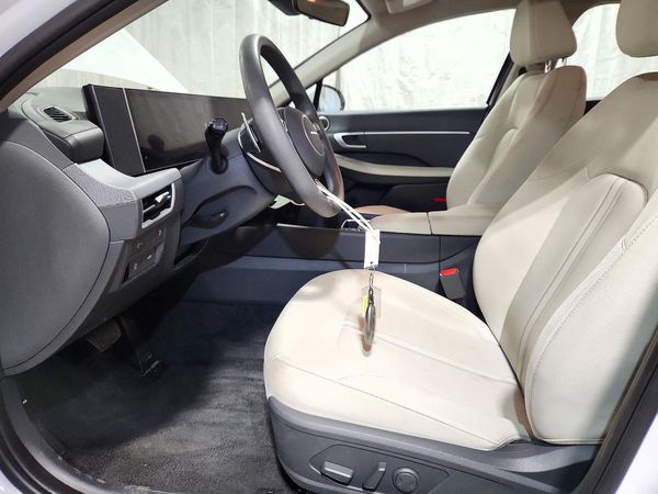 2025 HYUNDAI SONATA SEL — DENT