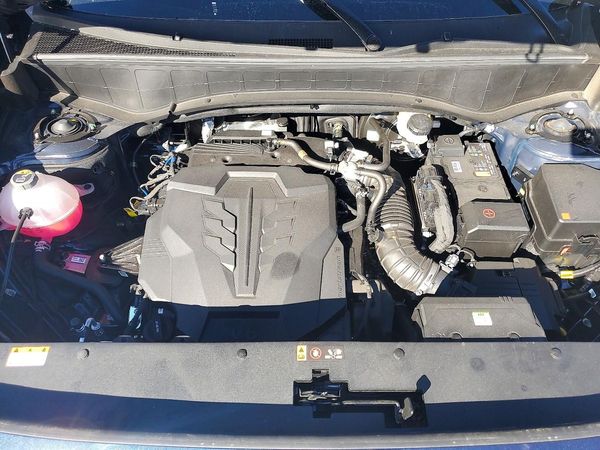 2026 HYUNDAI PALISADE SEL — Engine bay