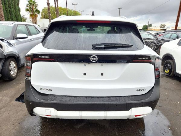 2026 NISSAN KICKS SV — DIRR