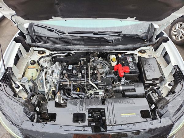 2026 NISSAN KICKS SV — Engine bay