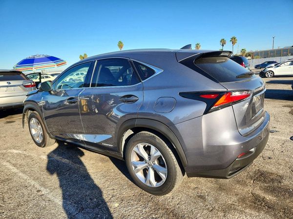 2017 LEXUS NX 300h Luxury — DSRA