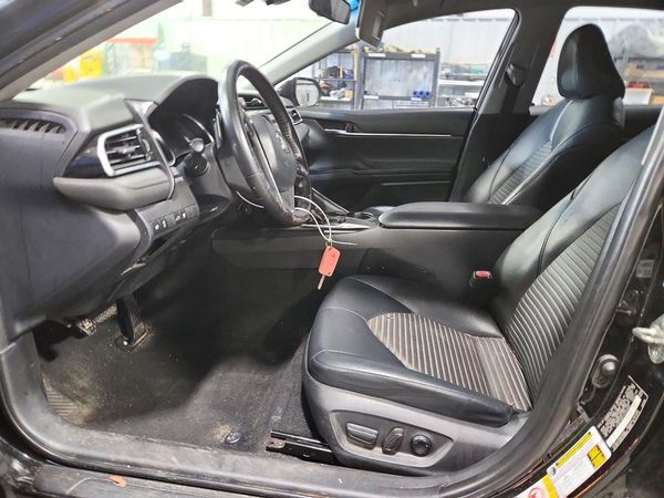 2018 TOYOTA CAMRY L/LE/SE/XLE — DENT