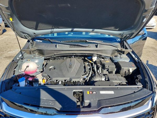 2026 KIA SPORTAGE — Engine bay