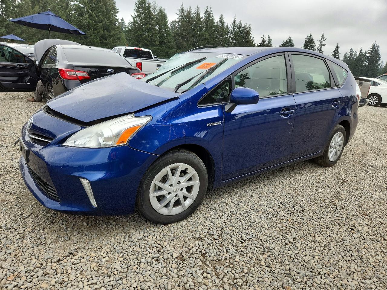 2012 TOYOTA PRIUS — Front 3/4