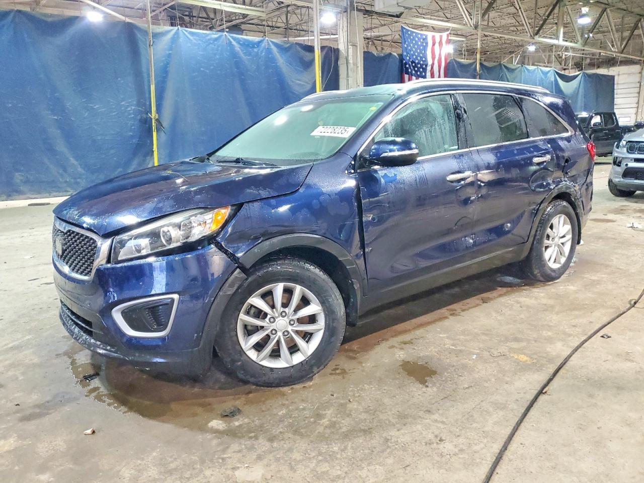 2017 KIA SORENTO L, LX