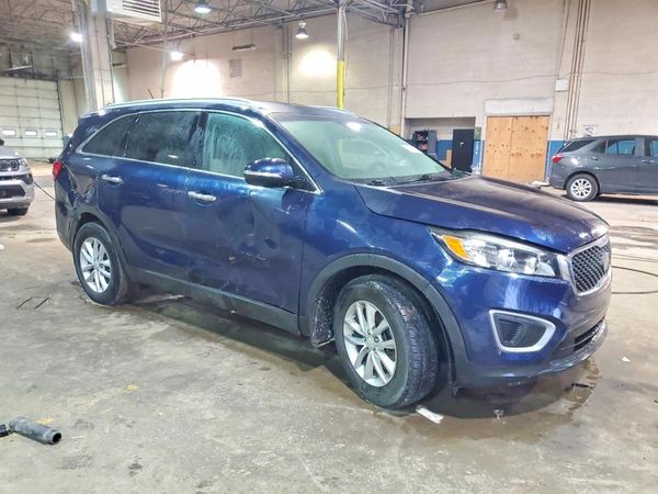 2017 KIA SORENTO L, LX