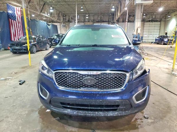 2017 KIA SORENTO L, LX