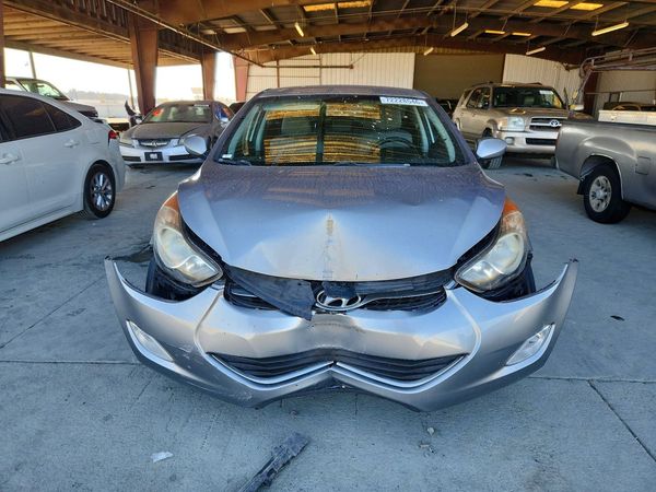 2012 HYUNDAI ELANTRA GLS(Middle grade) — DIRF