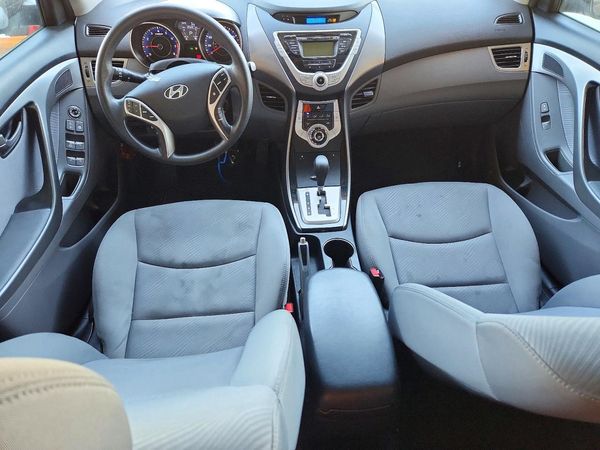 2012 HYUNDAI ELANTRA GLS(Middle grade) — CKPT