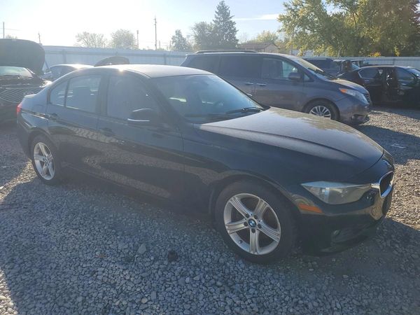 2015 BMW 328 xDrive — Passenger 3/4
