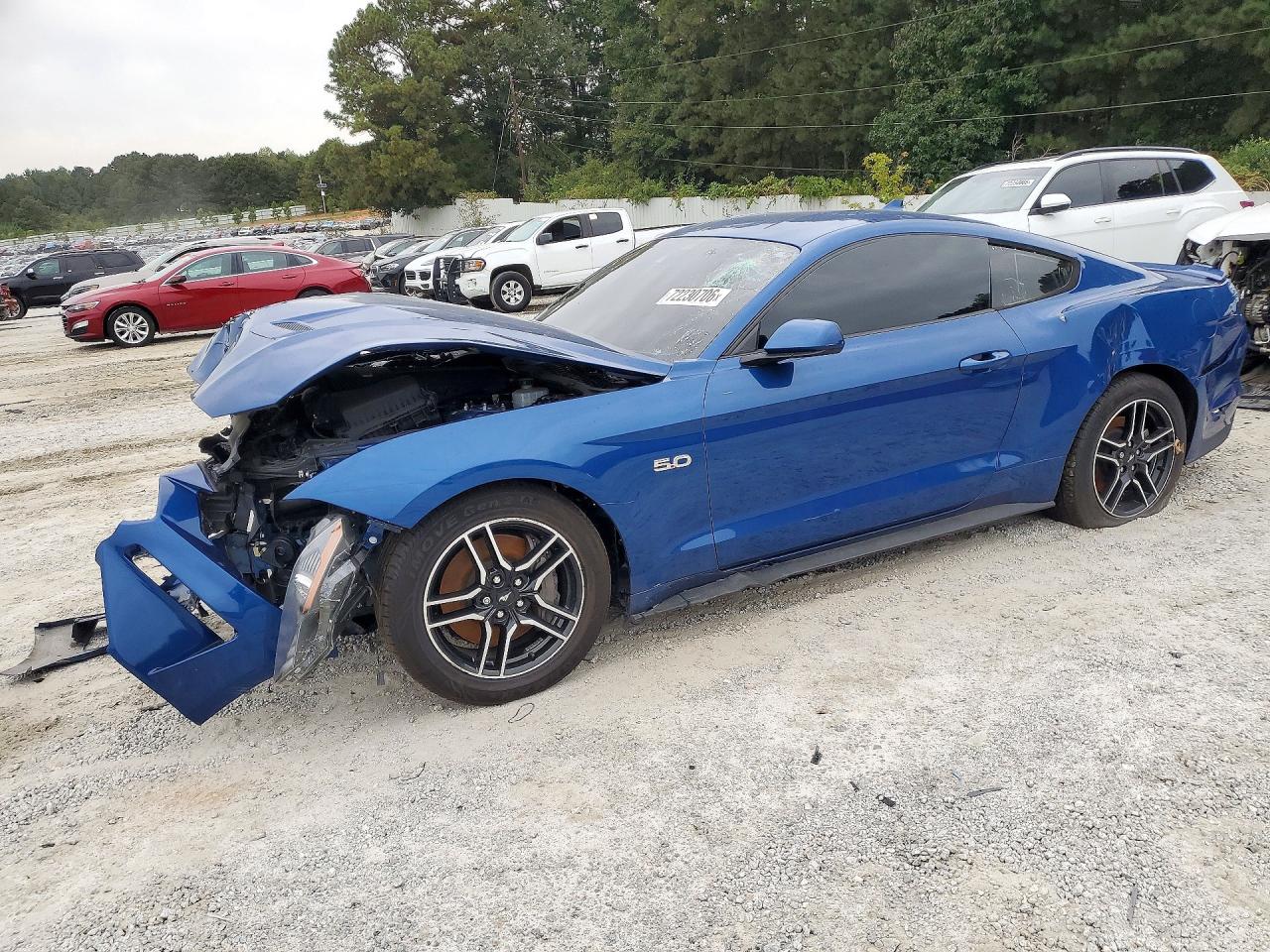 2022 FORD MUSTANG GT Coupe — Front 3/4