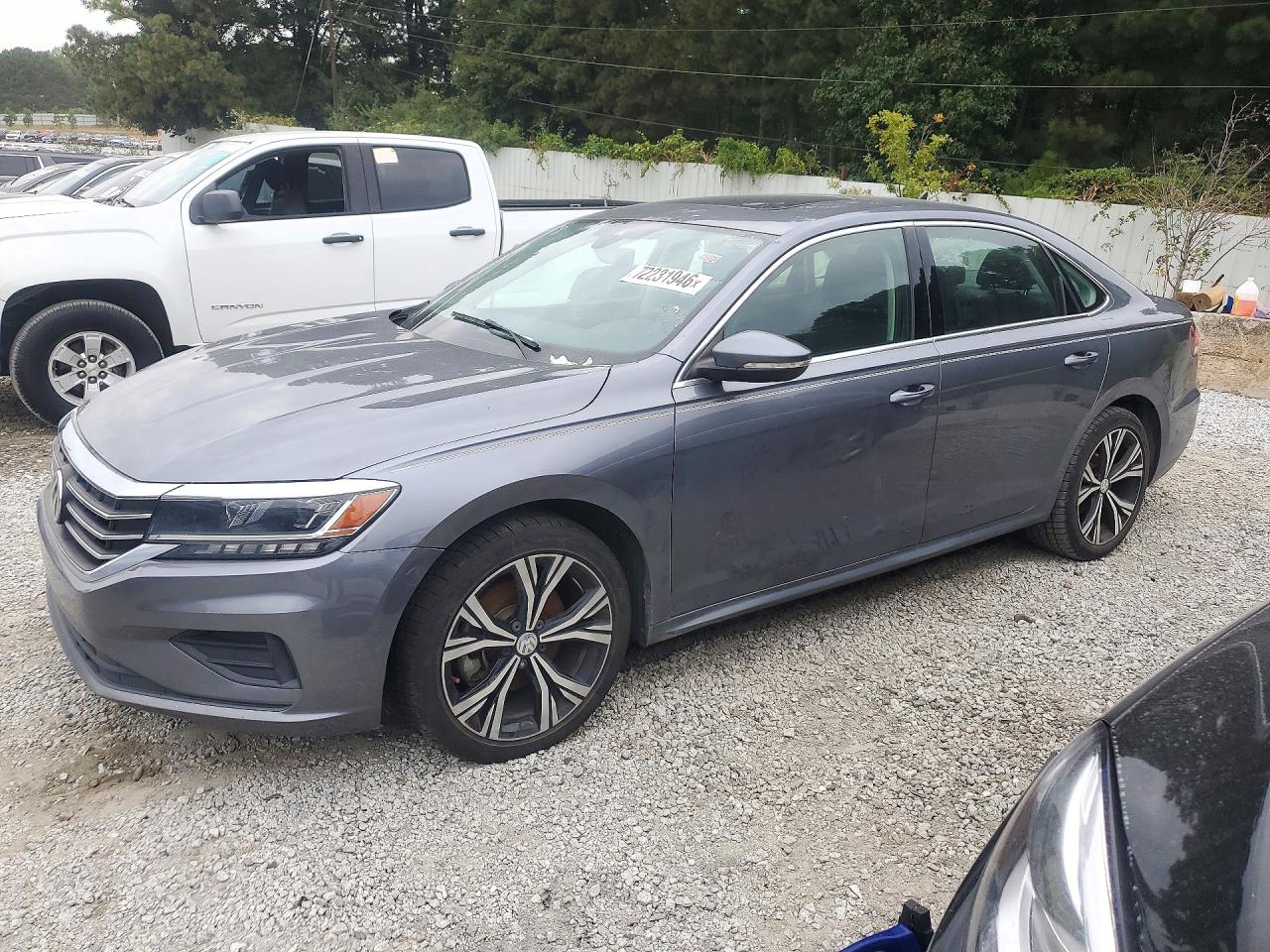 2022 VOLKSWAGEN PASSAT SE — Front 3/4