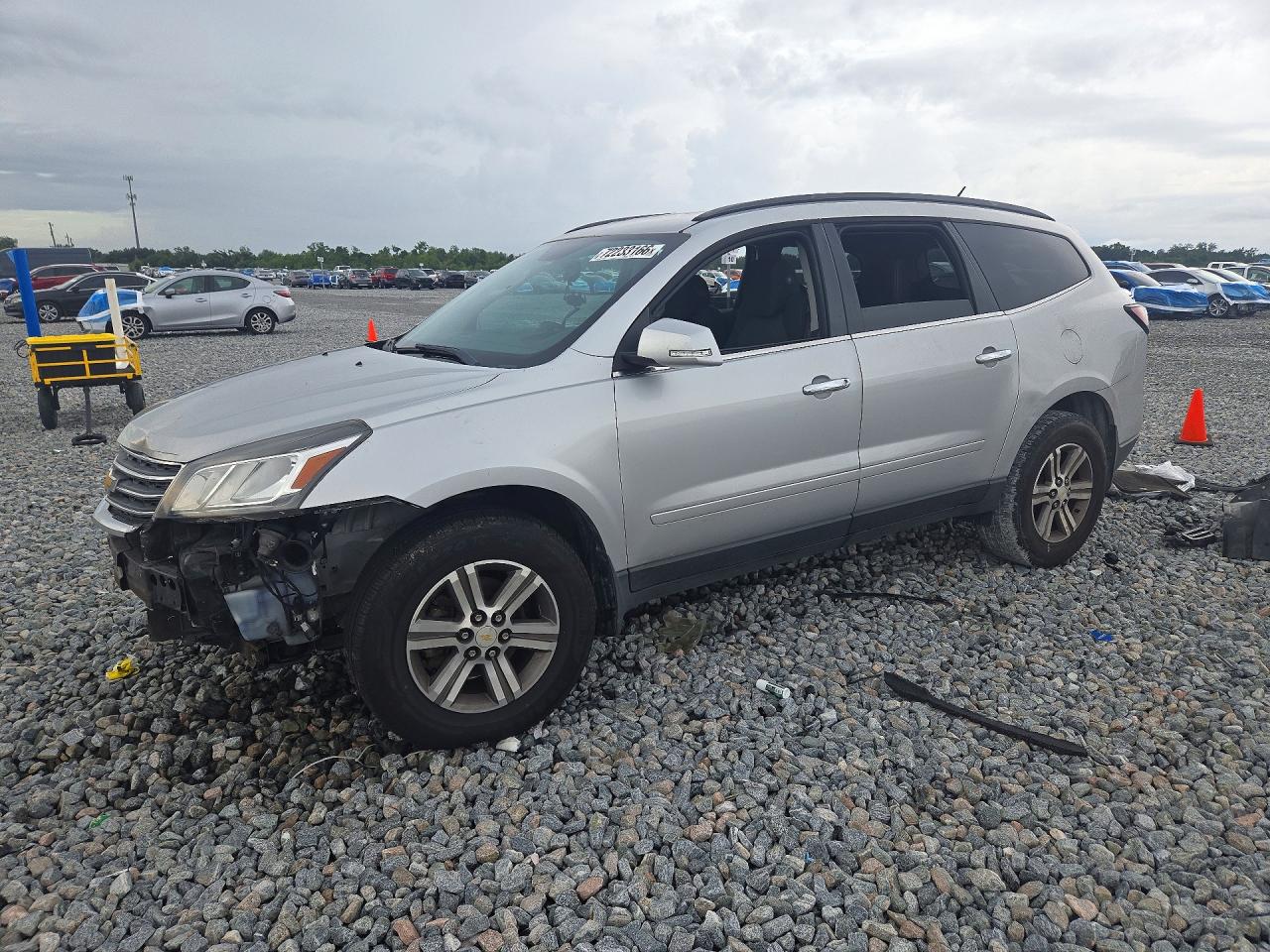 2016 CHEVROLET TRAVERSE 1LT — Front 3/4