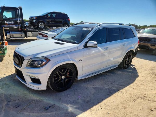 2015 MERCEDES-BENZ GL — DSFA — Front 3/4