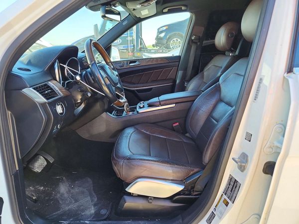 2015 MERCEDES-BENZ GL GL550 4MATIC — DENT