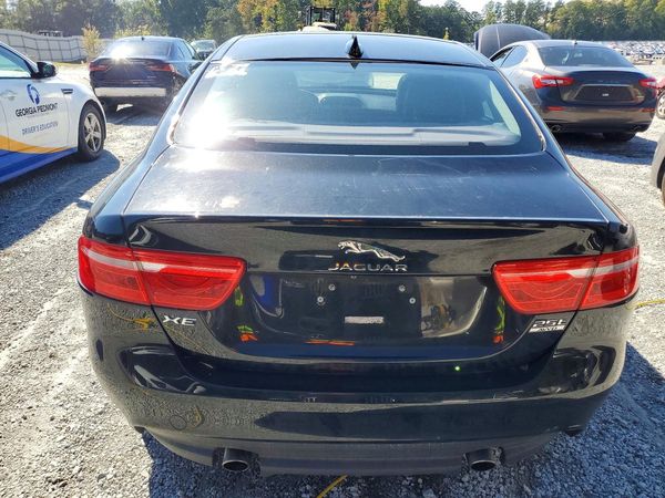 2019 JAGUAR XE Premium — DIRR