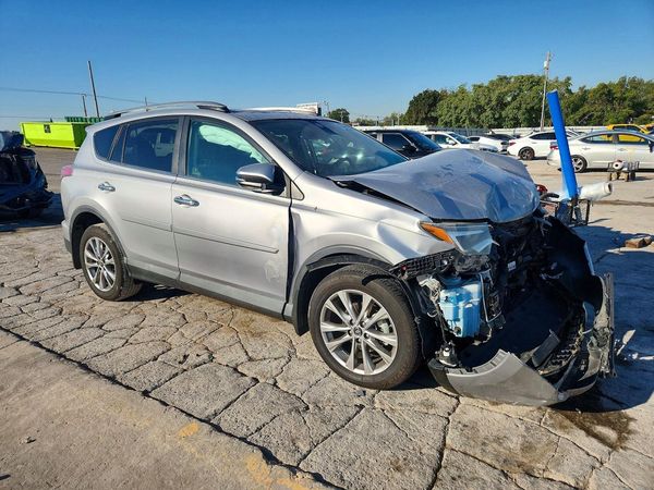 2017 TOYOTA RAV4 Ltd/Platinum — Passenger 3/4