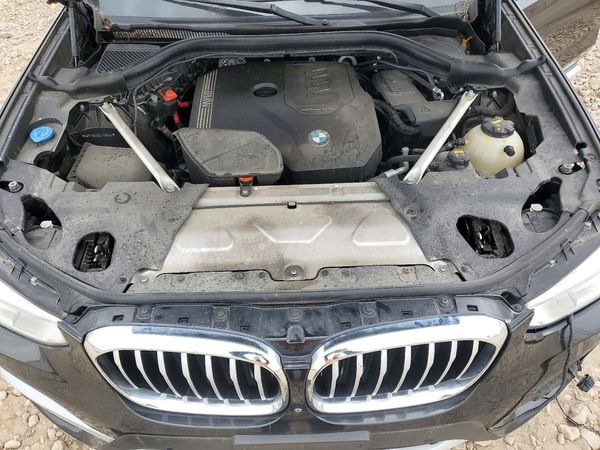 2020 BMW X3 xDrive30i — Engine bay