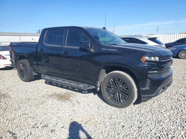 2020 CHEVROLET SILVERADO RST — Passenger 3/4