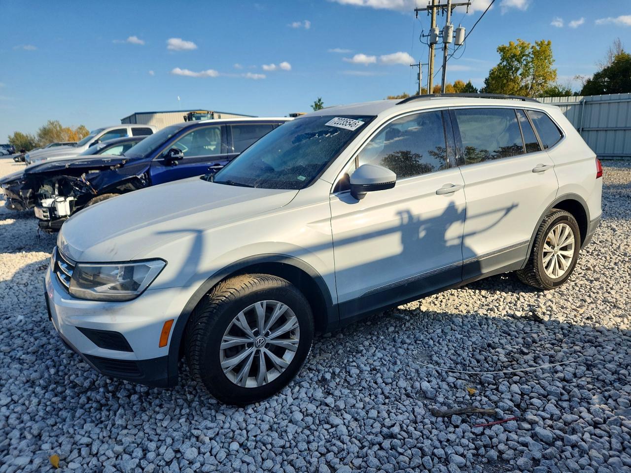 2018 VOLKSWAGEN TIGUAN SE, 4Motion SEL — Front 3/4
