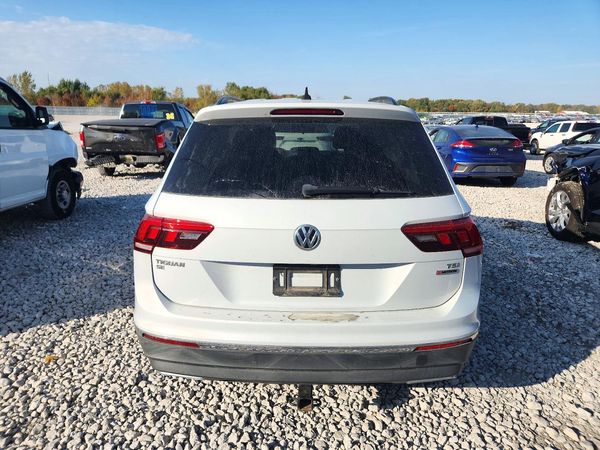 2018 VOLKSWAGEN TIGUAN SE, 4Motion SEL — DIRR